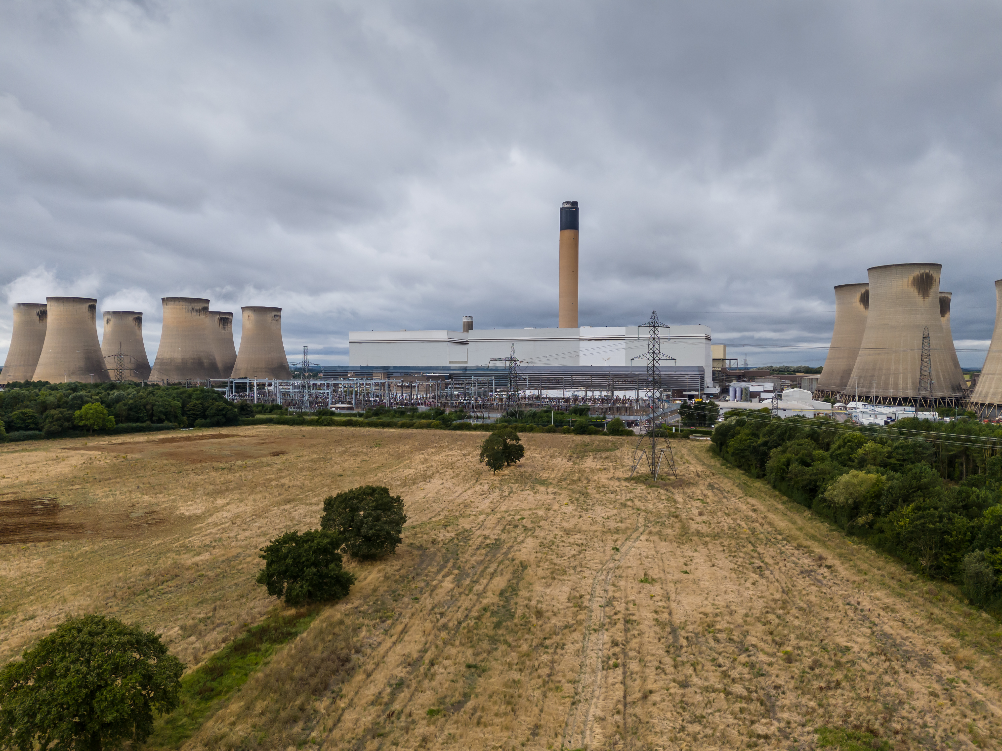 4. Wren Hall Converter Station Site, With Drax Power Station In Background A